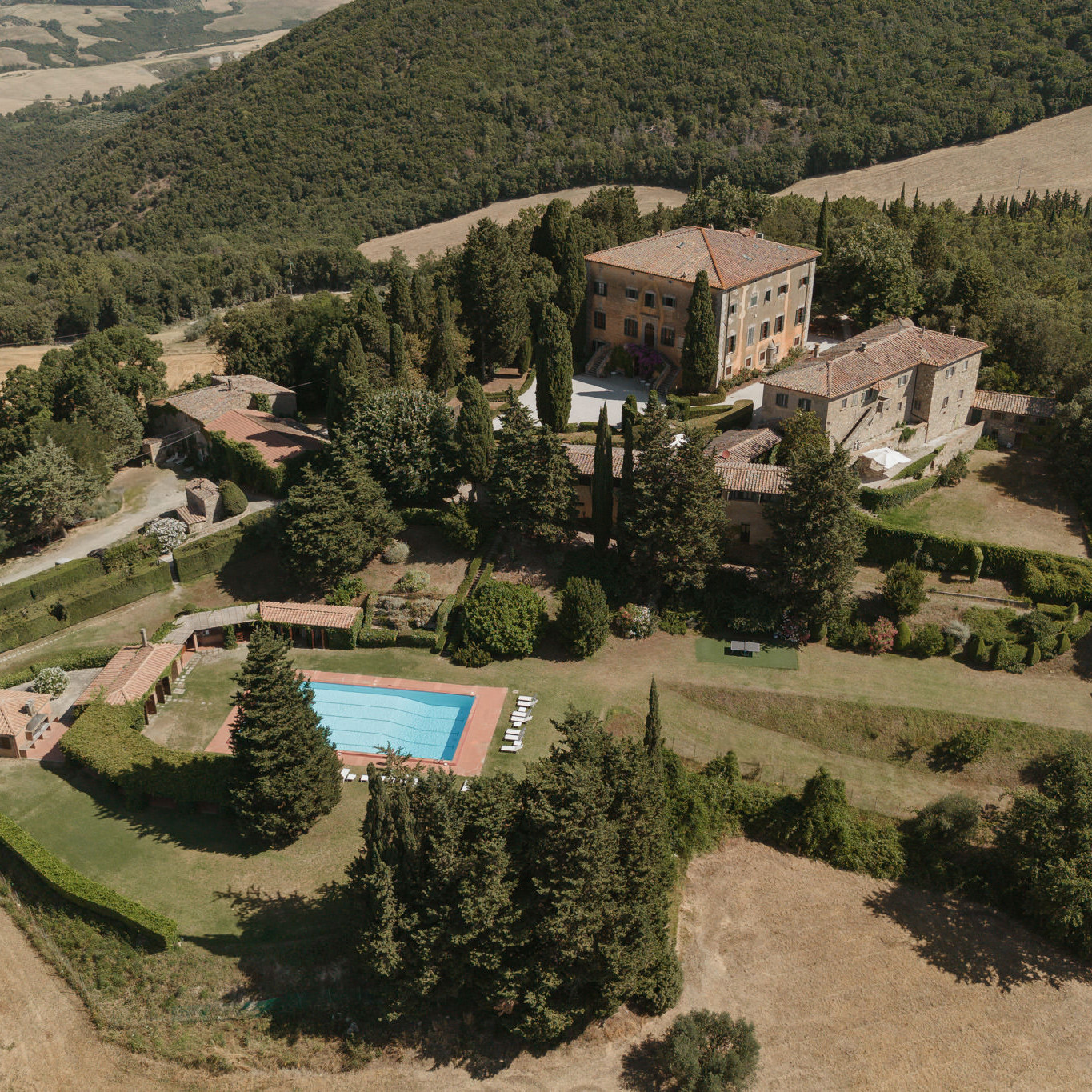 Villa Catureglio Italy Tuscany Wedding Photographer